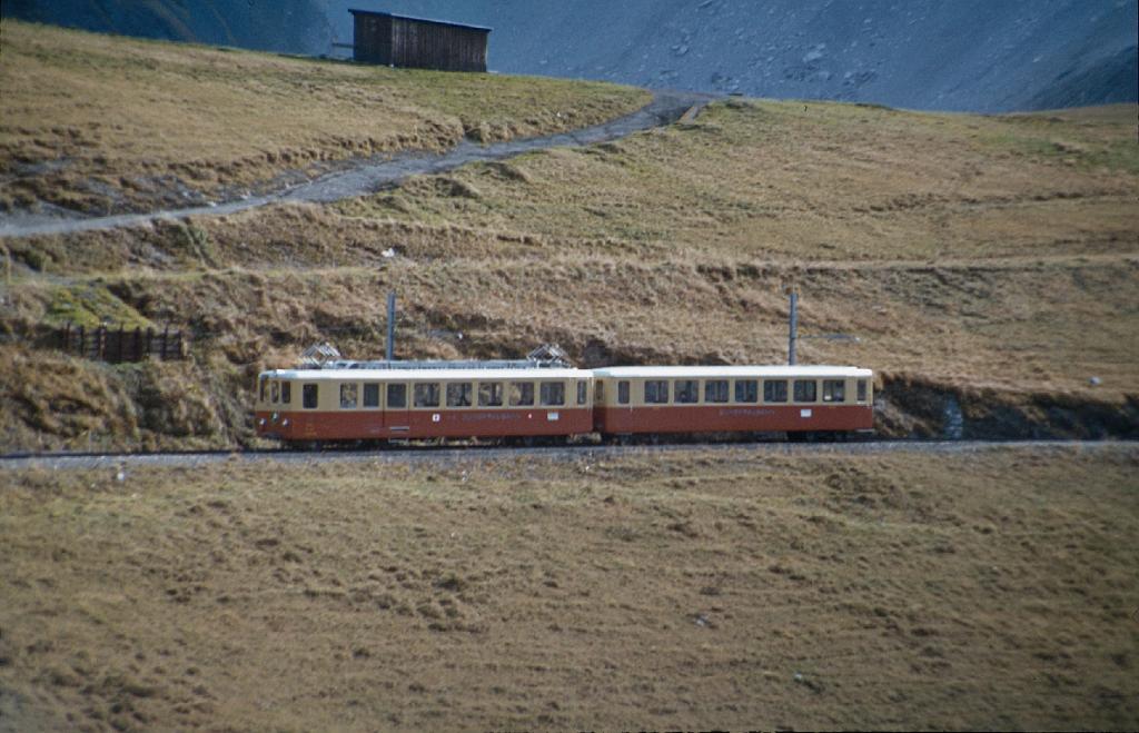 schweiz_1981_058.jpg - Jungfrau Bahn
