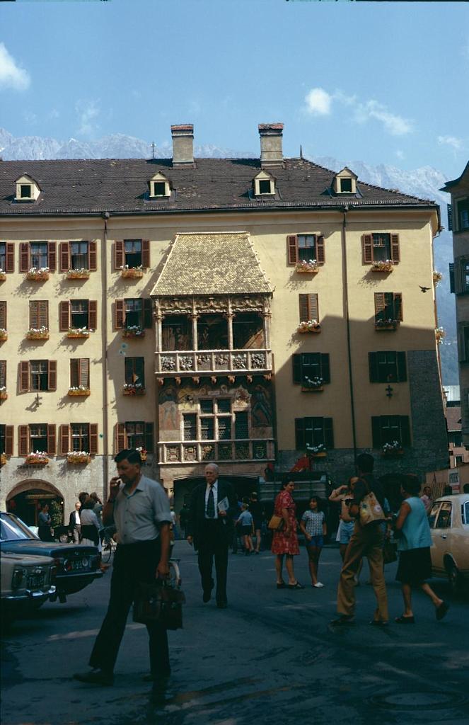 innsbruck_7.jpg - Goldenes Dachl in Innsbruck