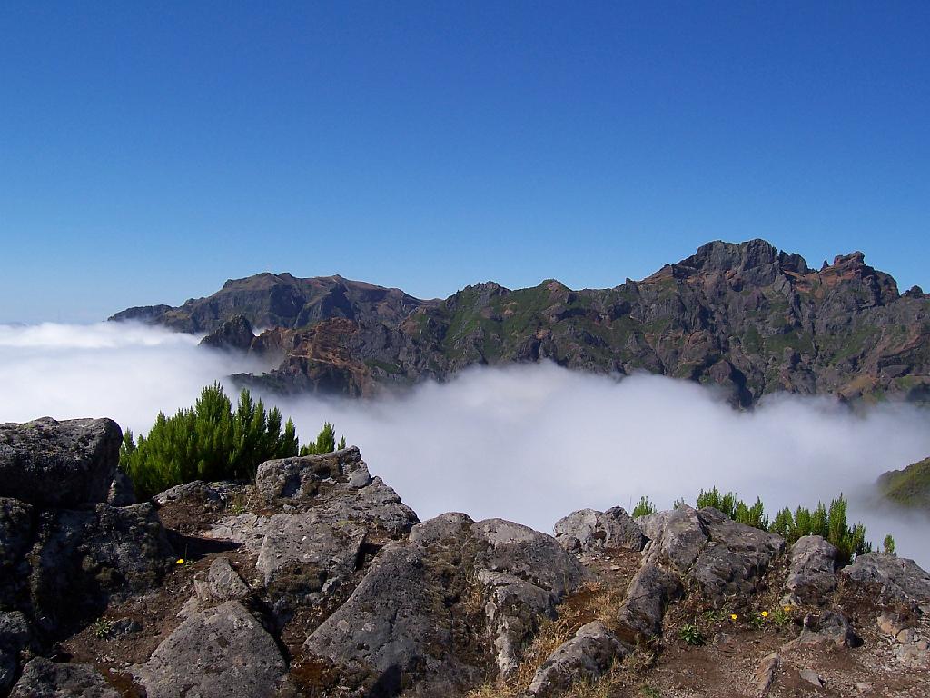 100_0174.jpg - Madeira ber den Wolken