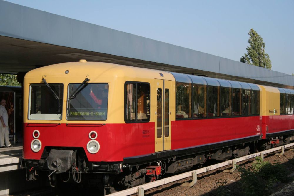 Kurzfristig erhalten sie fahrkarten direkt beim verkäufer an der abfahrtsstelle am domplatz. S Bahn Berlin Alte Tickets - Die alte und neue S-Bahn in Berlin